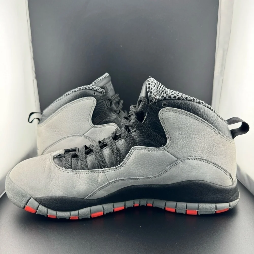 Jordan 10 Retro Sneaker Size 11.5 Men